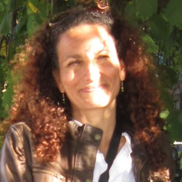 Meet your Posher, Elizabeth - Picture 1 of 1